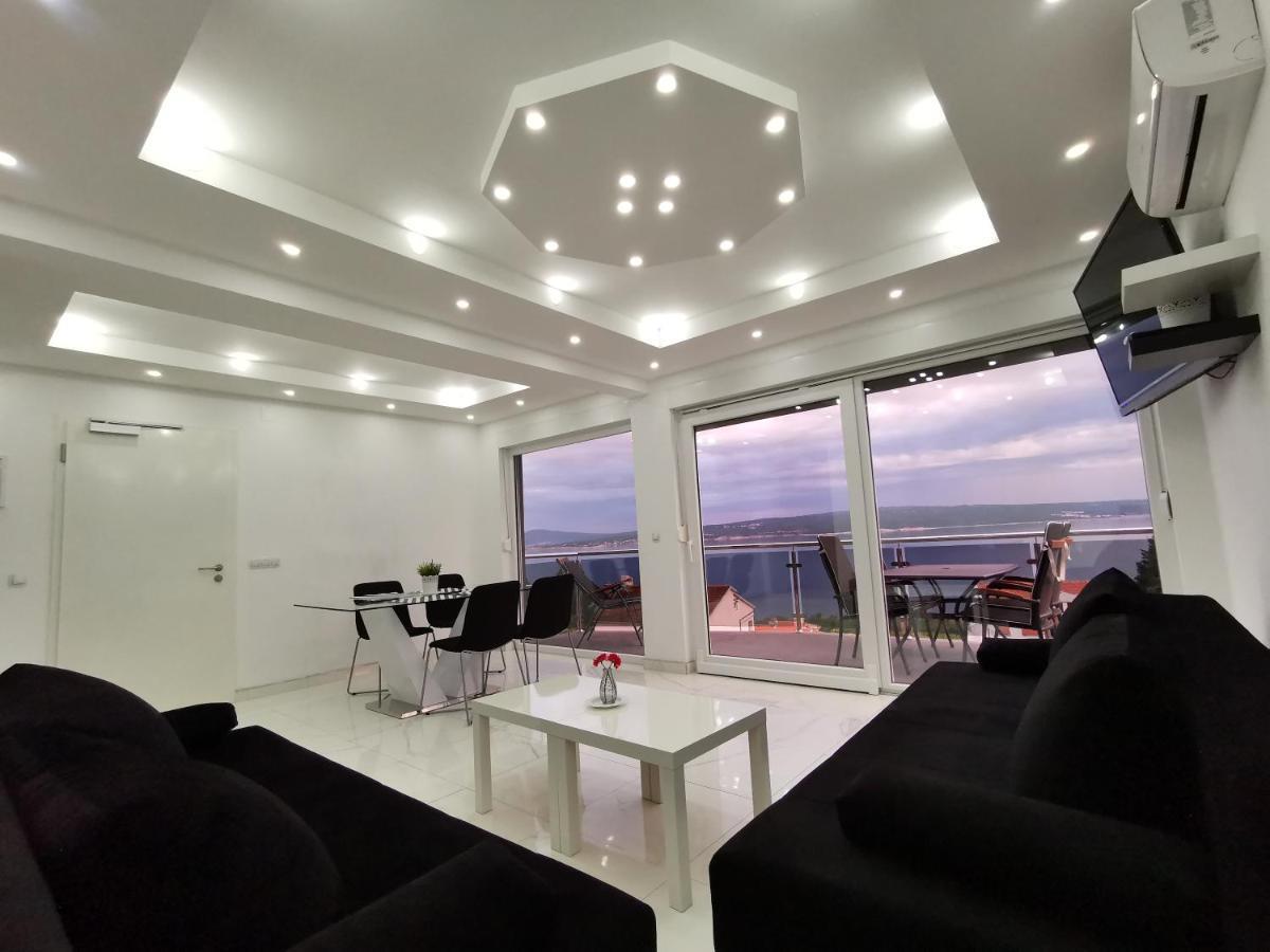 Apartments Blazevic, Heated Pool&Jacuzzi Dramalj Exterior foto